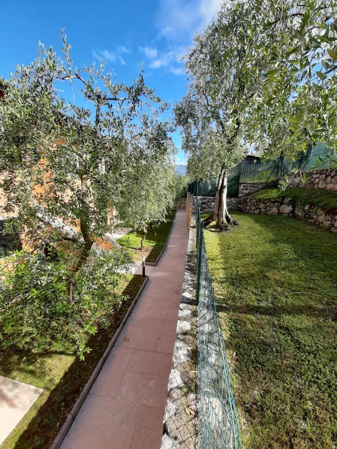 Appartamenti Elisabeth Brenzone sul Garda Εξωτερικό φωτογραφία
