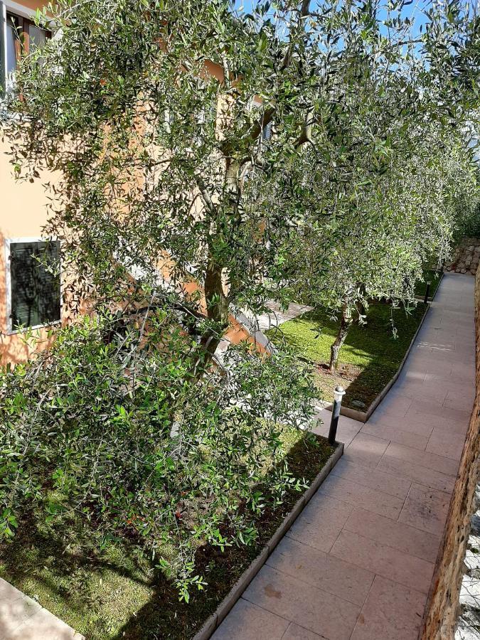 Appartamenti Elisabeth Brenzone sul Garda Εξωτερικό φωτογραφία